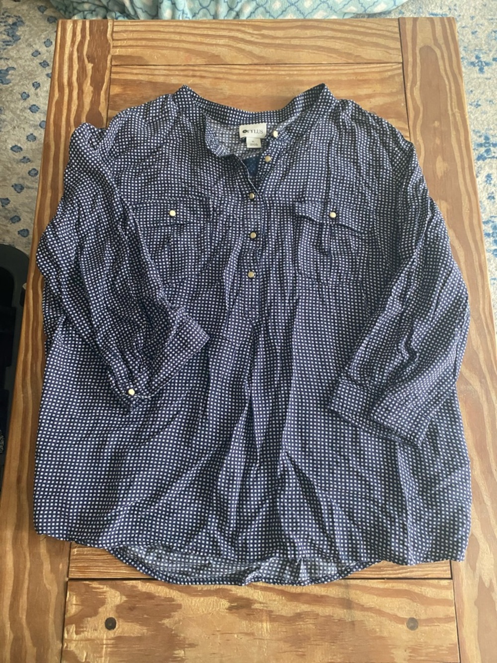 Women’s Navy Patterned Button-Front Shirt